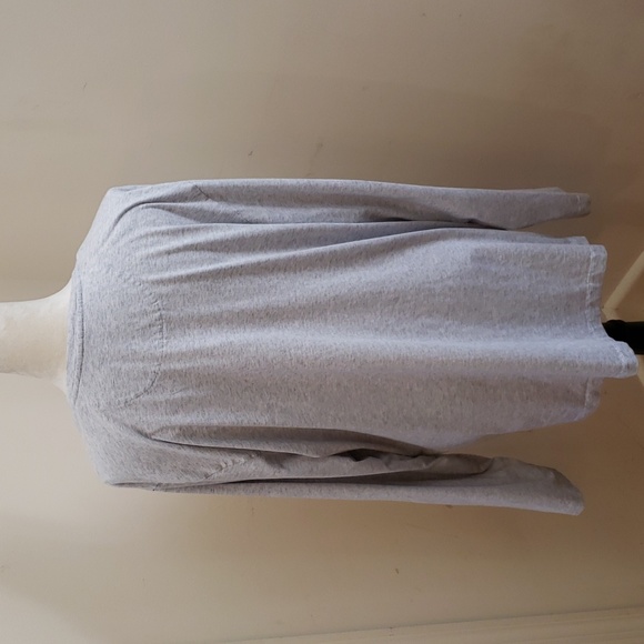 Tommy Bahama Men's Gray Long Sleeve, Cotton, Crew Neck T-Shirt, Size Extra Large - Picture 6 of 11